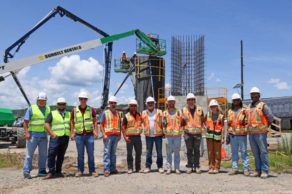 Janus Group Photo sm wANudR