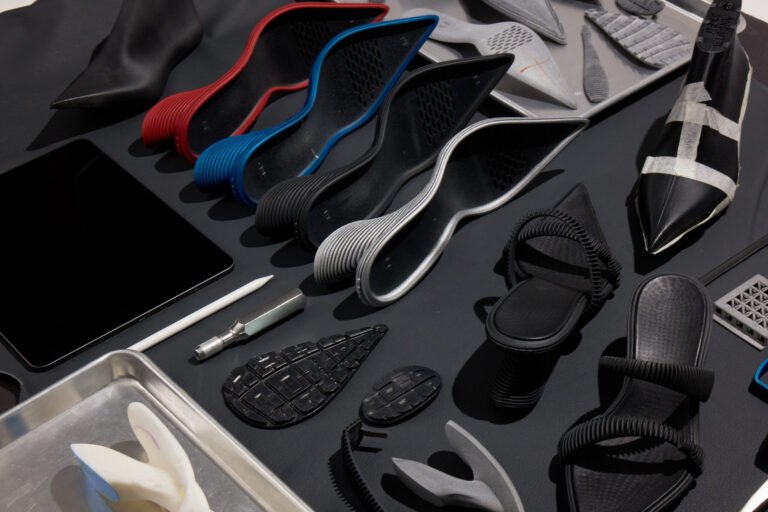 From Idea to Footprint: HILOS and 3D Printed Shoes3DPrint.com | Additive Manufacturing Business 8 250518 HILOS ANCUTA GRID 01162 scaled PB2RQh