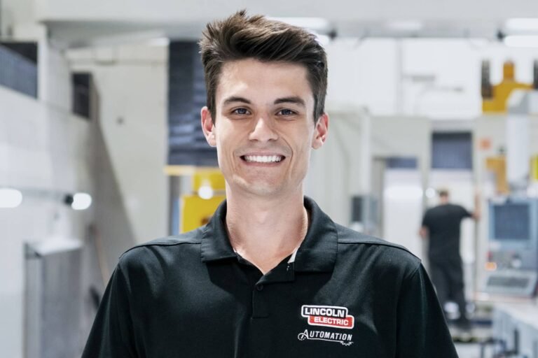 Sean Schaefer Headshot Web BQkO4I