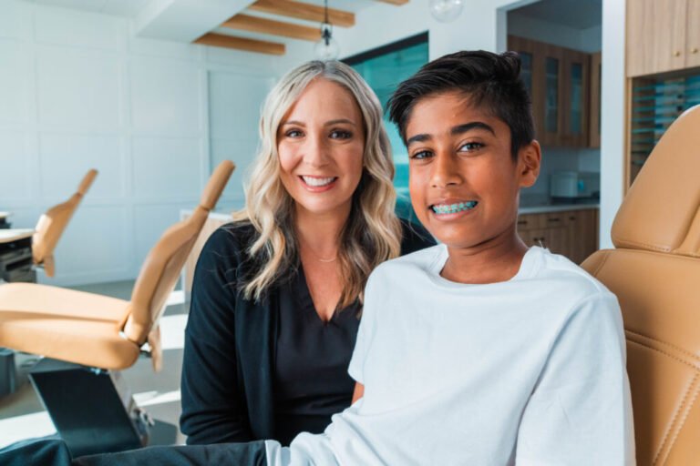 3D Printed Metal Brackets from LightForce Orthodontics3DPrint.com | Additive Manufacturing Business 7 Doctor Patient4 1024x683 EmnXnA