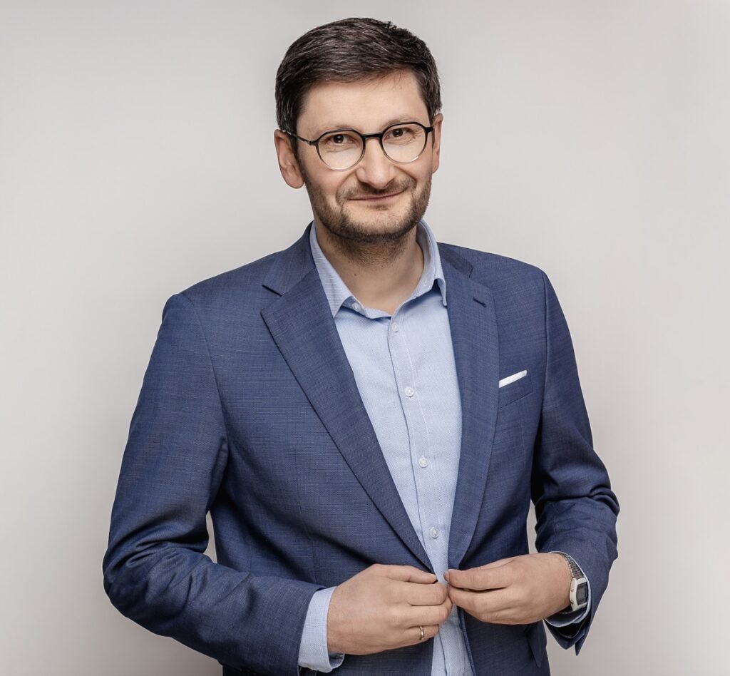 3D Printing Financials: XTPL Adds New Semiconductor and Defense Customers in Q1 20263DPrint.com | Additive Manufacturing Business 2 Filip Granek CEO 1024x948