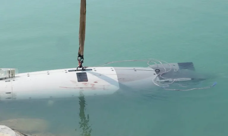 Iran Captures Anduril 3D Printed Underwater Drone3DPrint.com | Additive Manufacturing Business 25 dive ld iran hoist w1A9Lo