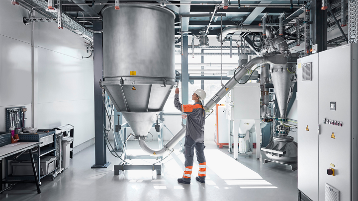 Deals, Dollars and 3D Printing: What’s Moving in AM3DPrint.com | Additive Manufacturing Business 2 Osprey metal powder production EIGA 7WhASb